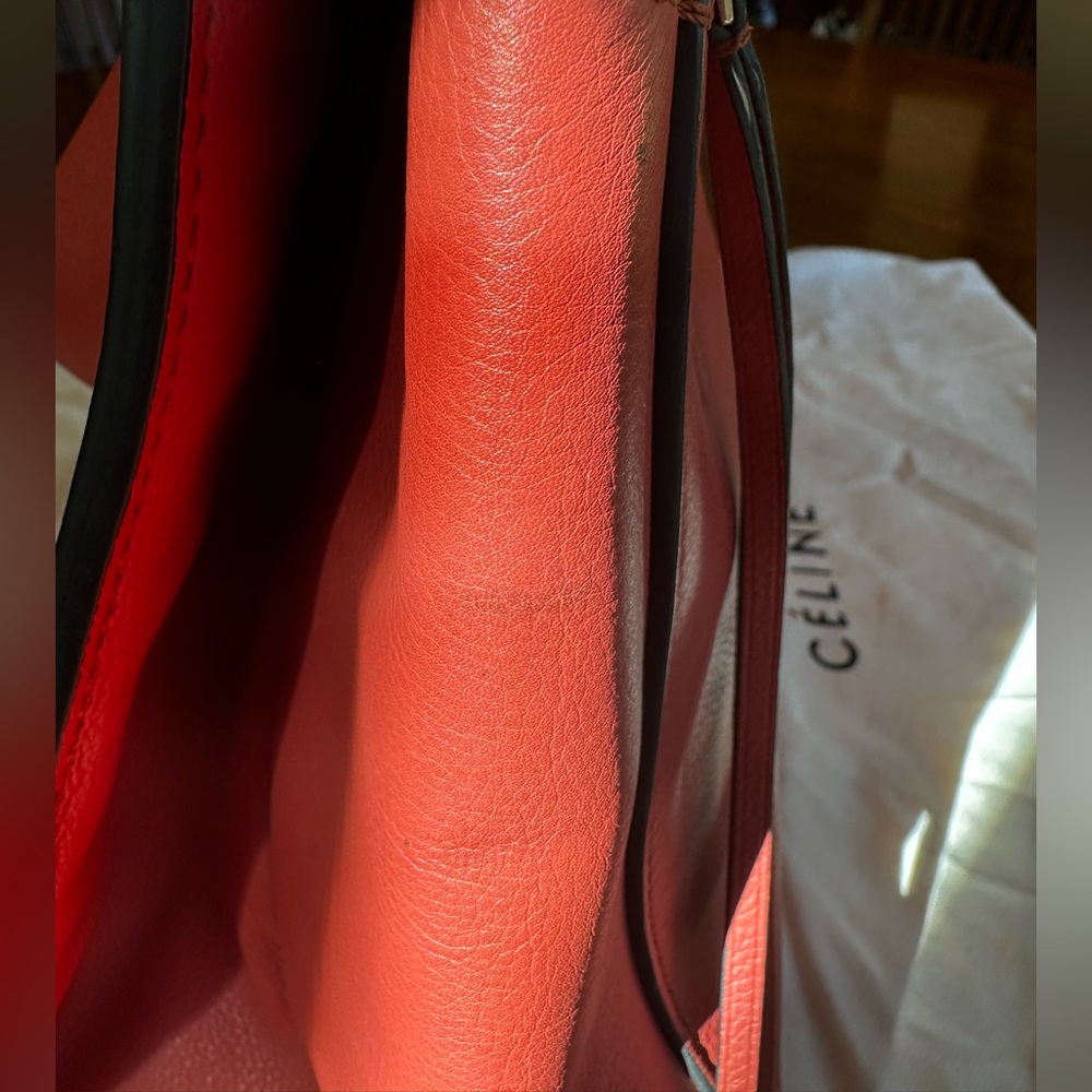 Celine Edge Leather Handbag (never carried) - Picture 9 of 9